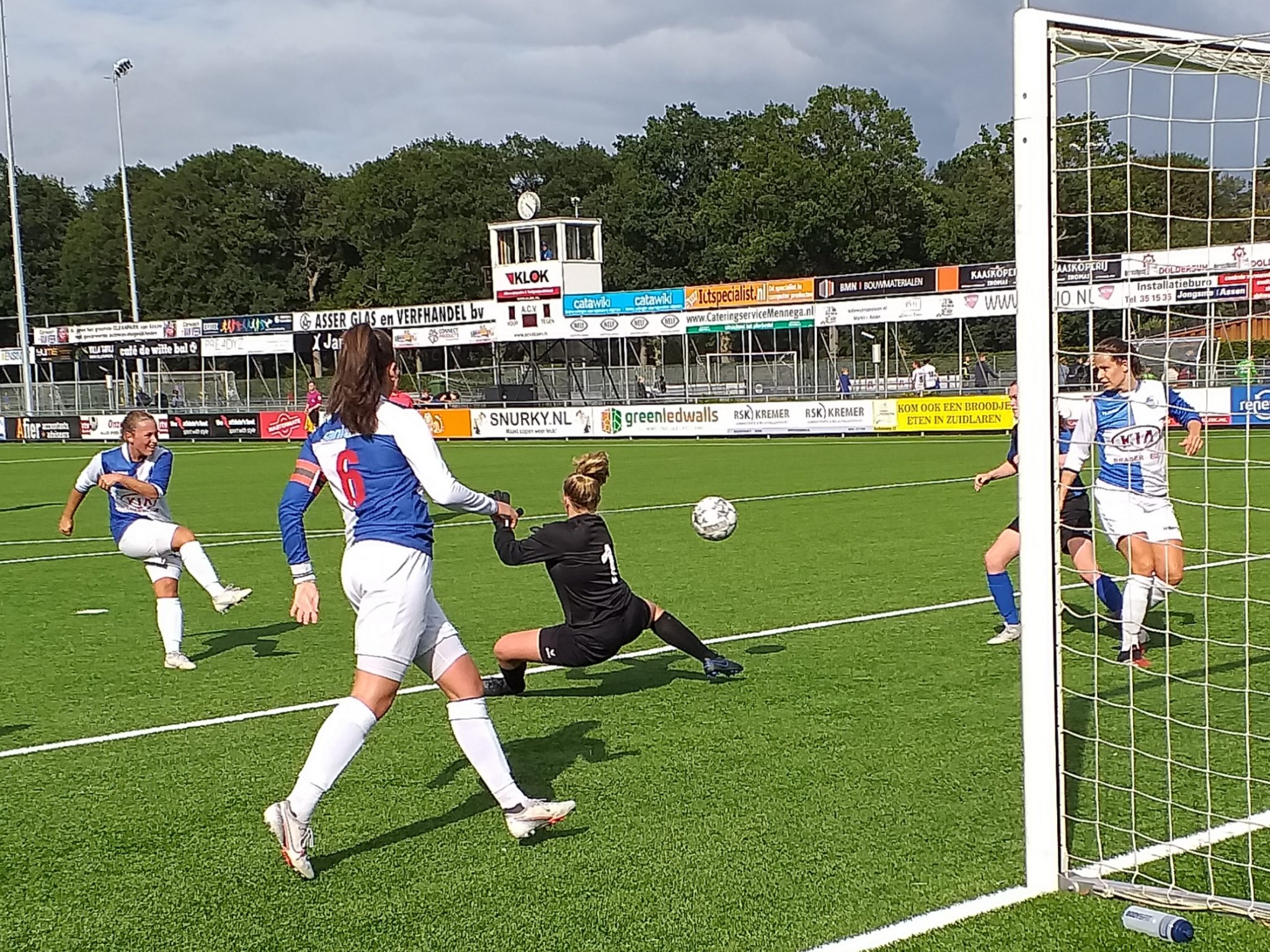 Dames in goede vorm naar monsterscore