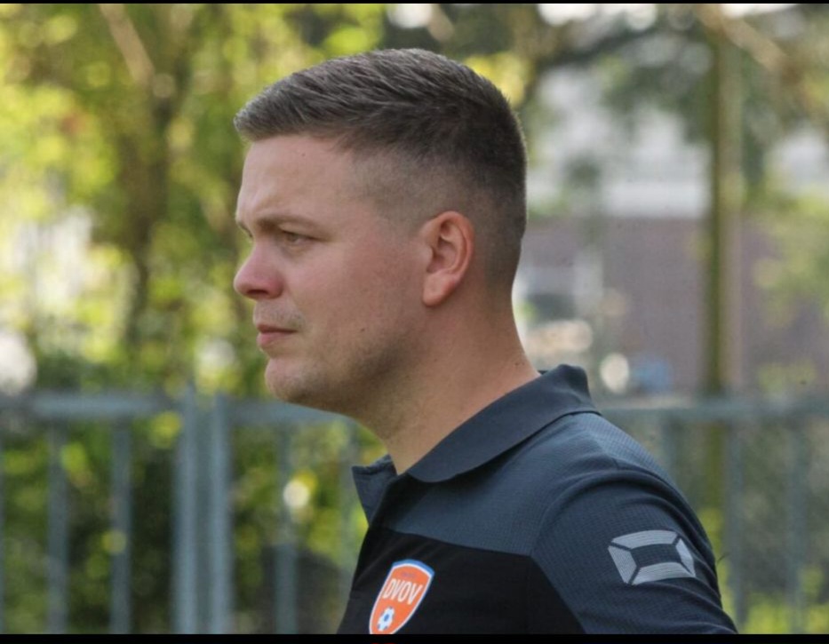 SVEN VAN ROEKEL KOMEND SEIZOEN NIEUWE HOOFDTRAINER VAN DTS EDE VROUWEN 1